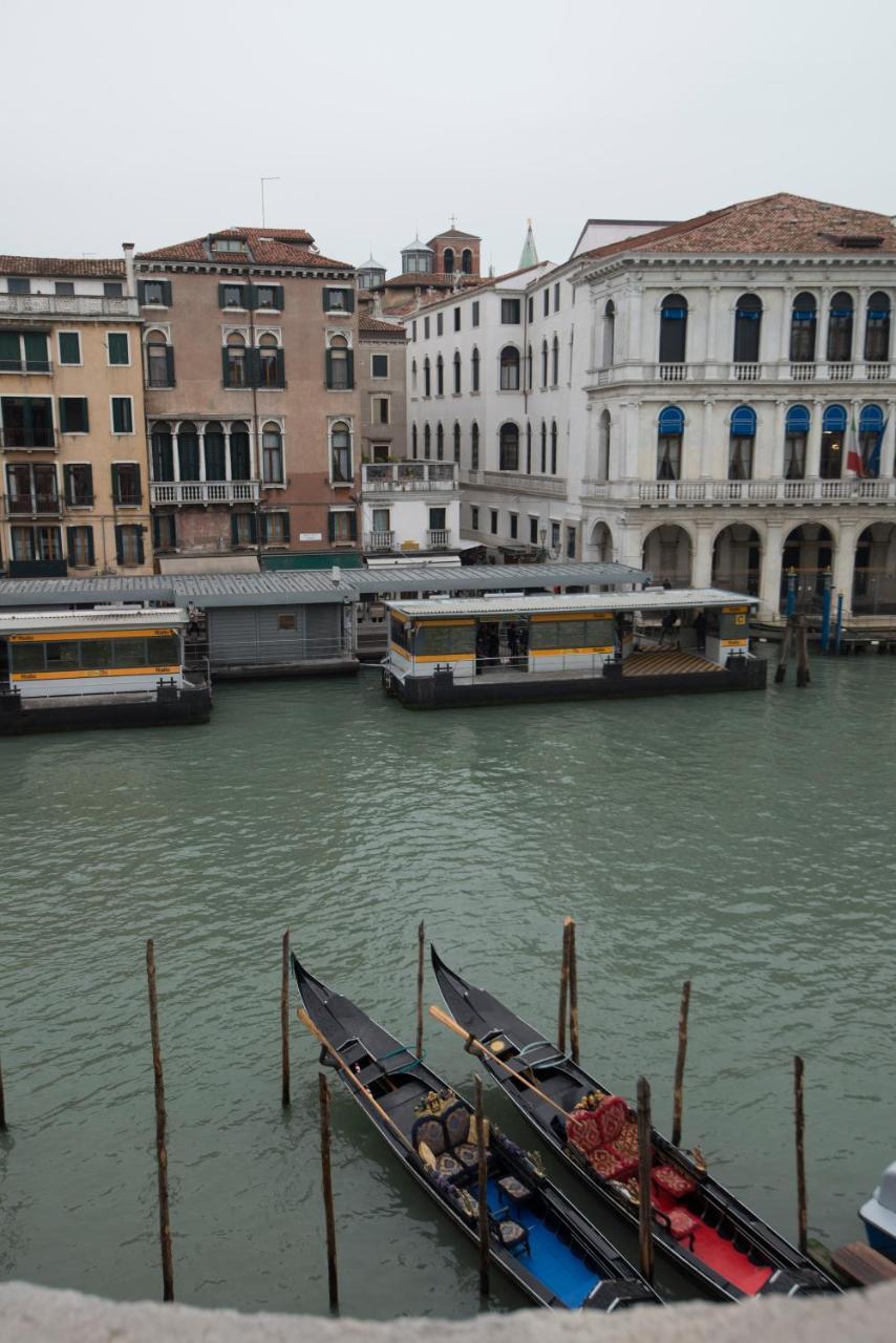 Magic Rialto Hotel เวนิส ภายนอก รูปภาพ