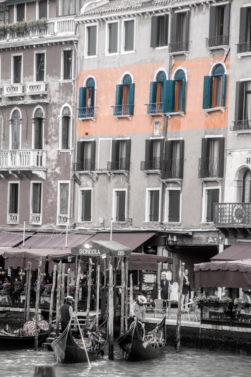 Magic Rialto Hotel เวนิส ภายนอก รูปภาพ